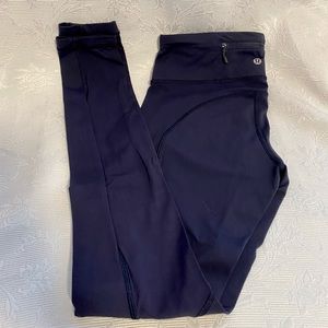 Lululemon leggings with side pockets